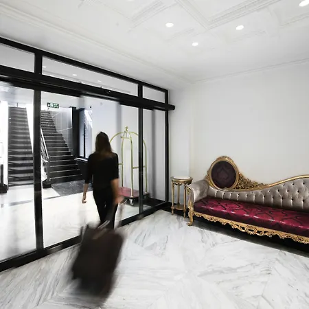 White Monarch Istanbulská provincie