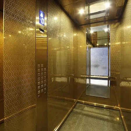 ホテル White Monarch