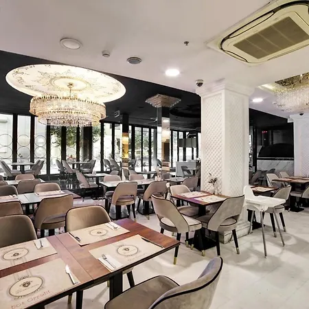 White Monarch Otel 4*