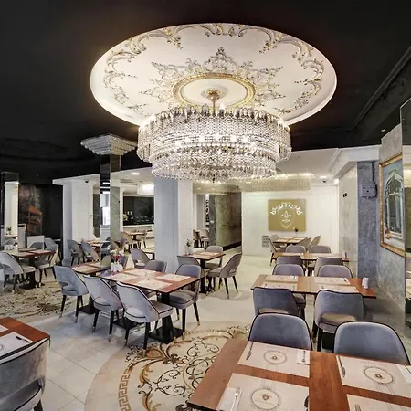 White Monarch Hotel