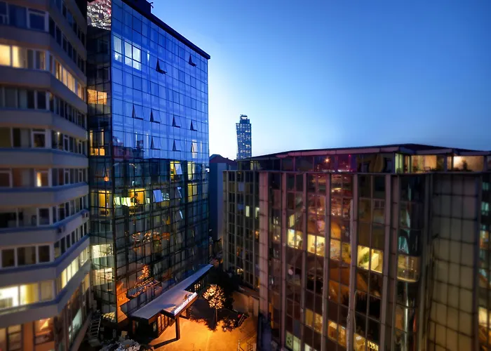 White Monarch Istambul