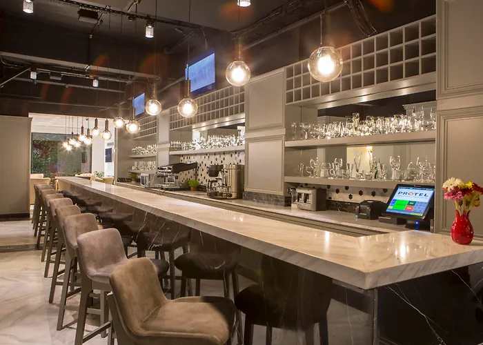 Hotell White Monarch 4*