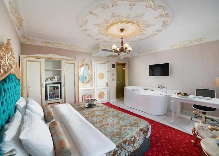 Hotell White Monarch 4*